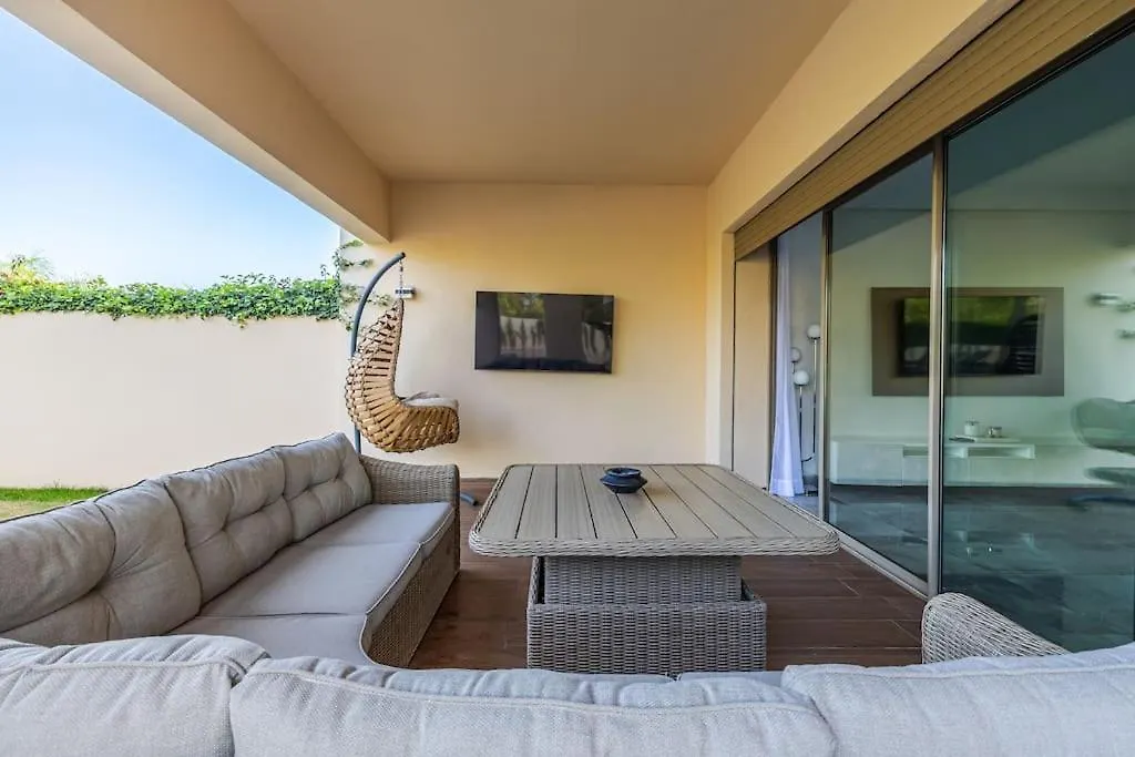 Villa De Luxe Avec Piscine Chauffee Et Vue Sur Le Golf - Marrakech Prestigia Marakeş